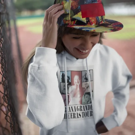 ariana grande store customer